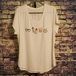 Apt.9 Graphic V-Neck Tee Shirt
